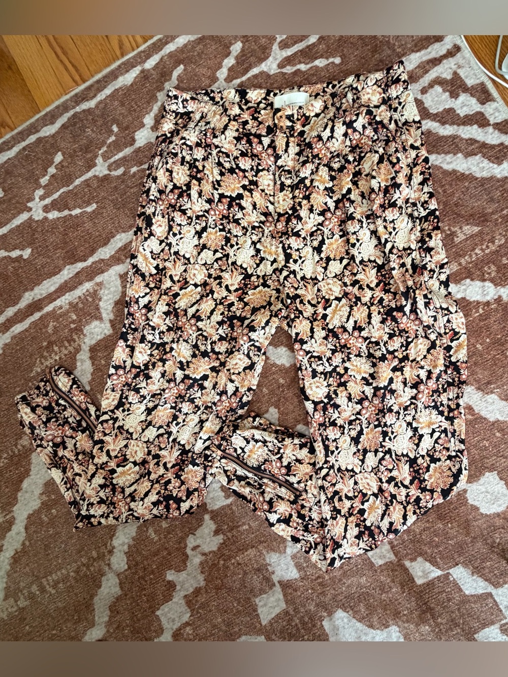 Anthropologie Diandra Pleated Joggers